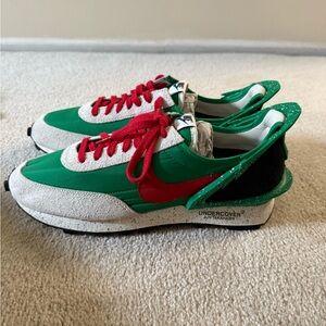 Nike White and Green Sneakers with Red Accents